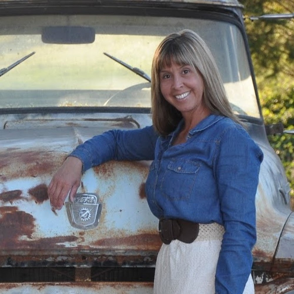Meet your Posher, Gina